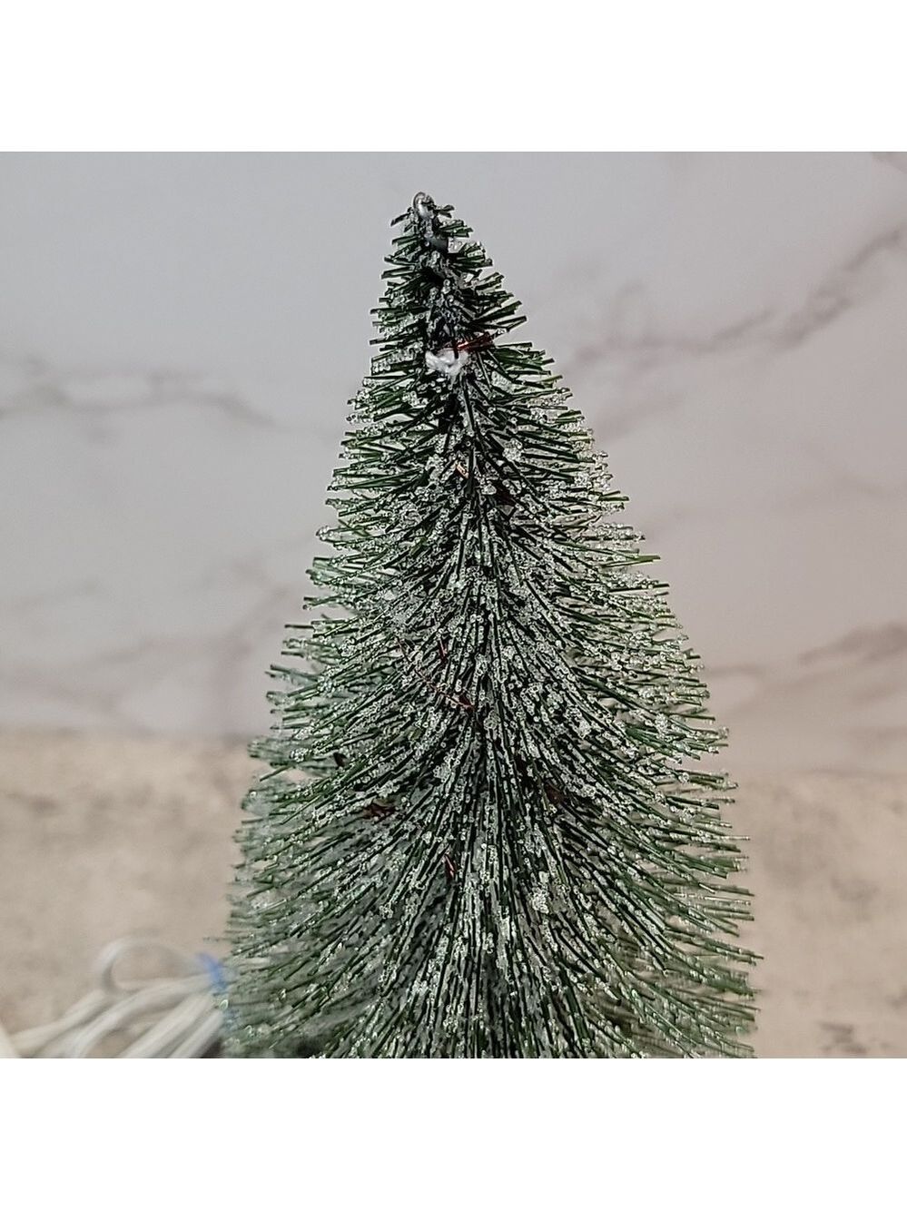 vintage o'well bottle brush lighted christmas tree - Picture 7 of 13